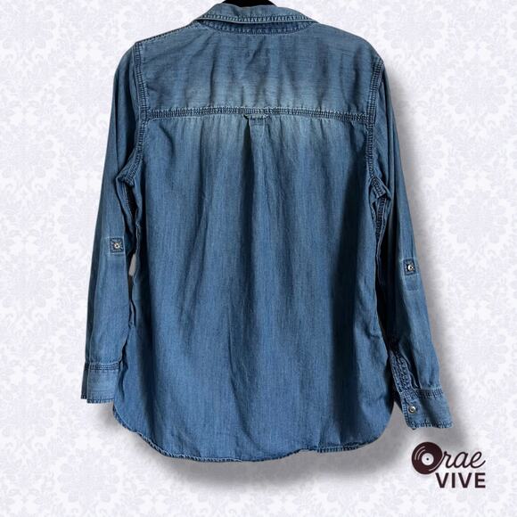 Talbots Women's Large Denim Chambray Button Down Top 100% Cotton - Picture 2 of 5